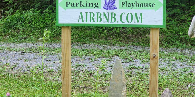 Camper submitted image from Creekside Gems