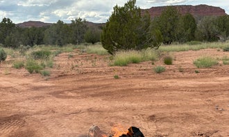 Camping near Paria Canyon Backcountry - Confluence Site : Kitchen Corral Wash Dispersed Site , Big Water, Utah