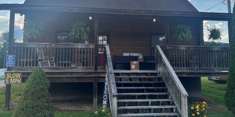 Camper submitted image from Robert Newlon Airpark RV Park Huntington, WV