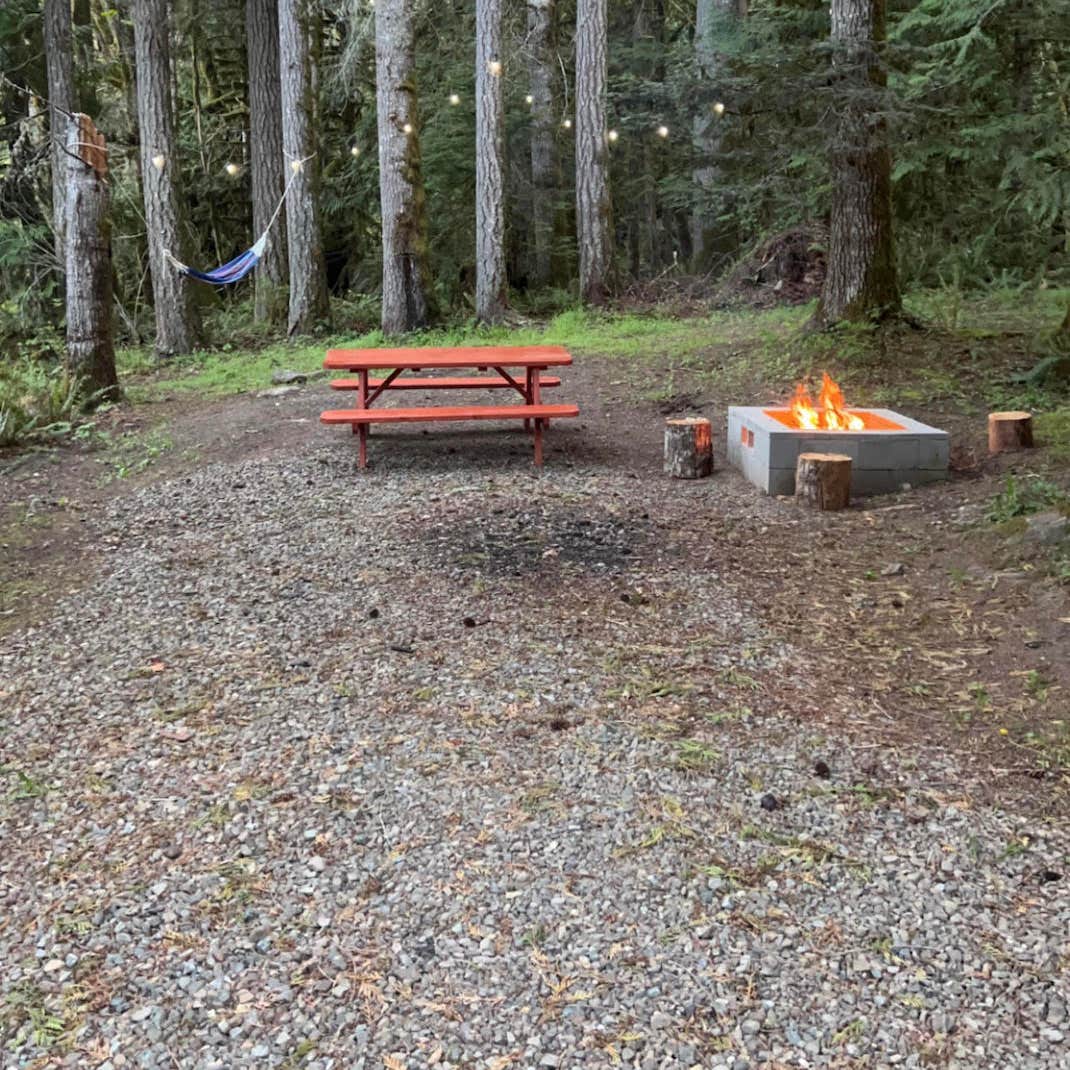 Shadow Mountain RV Park and Campground Joyce, WA