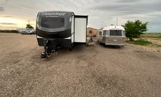 Camping near Syracuse Sand Dunes Park: Sundance High Plains RV Park & Cabins, Lamar, Colorado