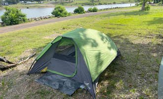 Camping near Flat Rock Creek: Taylor Ferry, Fort Gibson Lake, Oklahoma