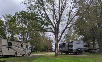 Camping near Lac qui Parle Upper Campground — Lac qui Parle State Park: Dawson City Park, Dawson, Minnesota