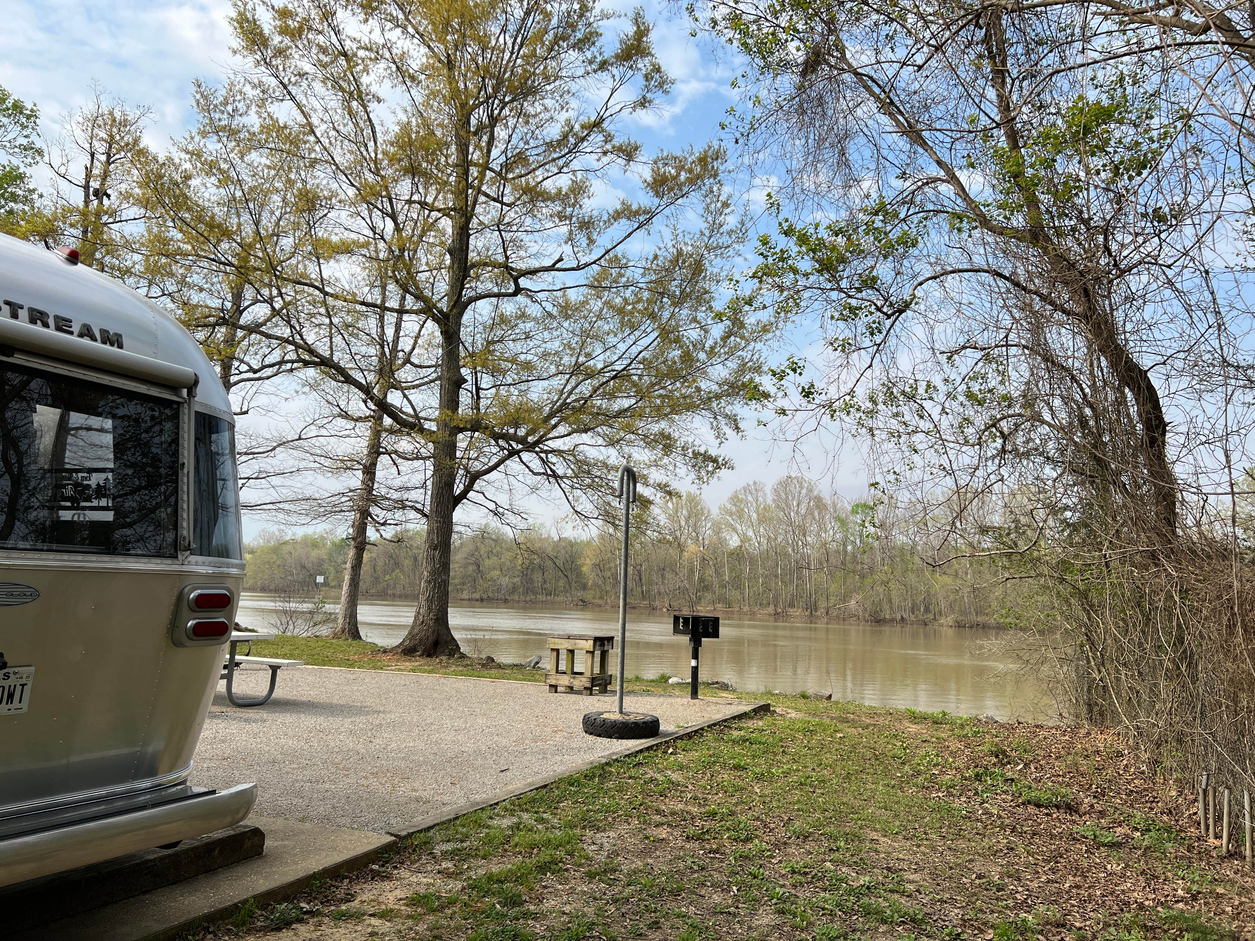 Napunani's photo of rv camping at COE Demopolis Lake Foscue Creek Campground near Black Warrior and Tombigbee Lakes