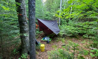 Camping near Lake Colden : Lillian brook campground, Keene Valley, New York