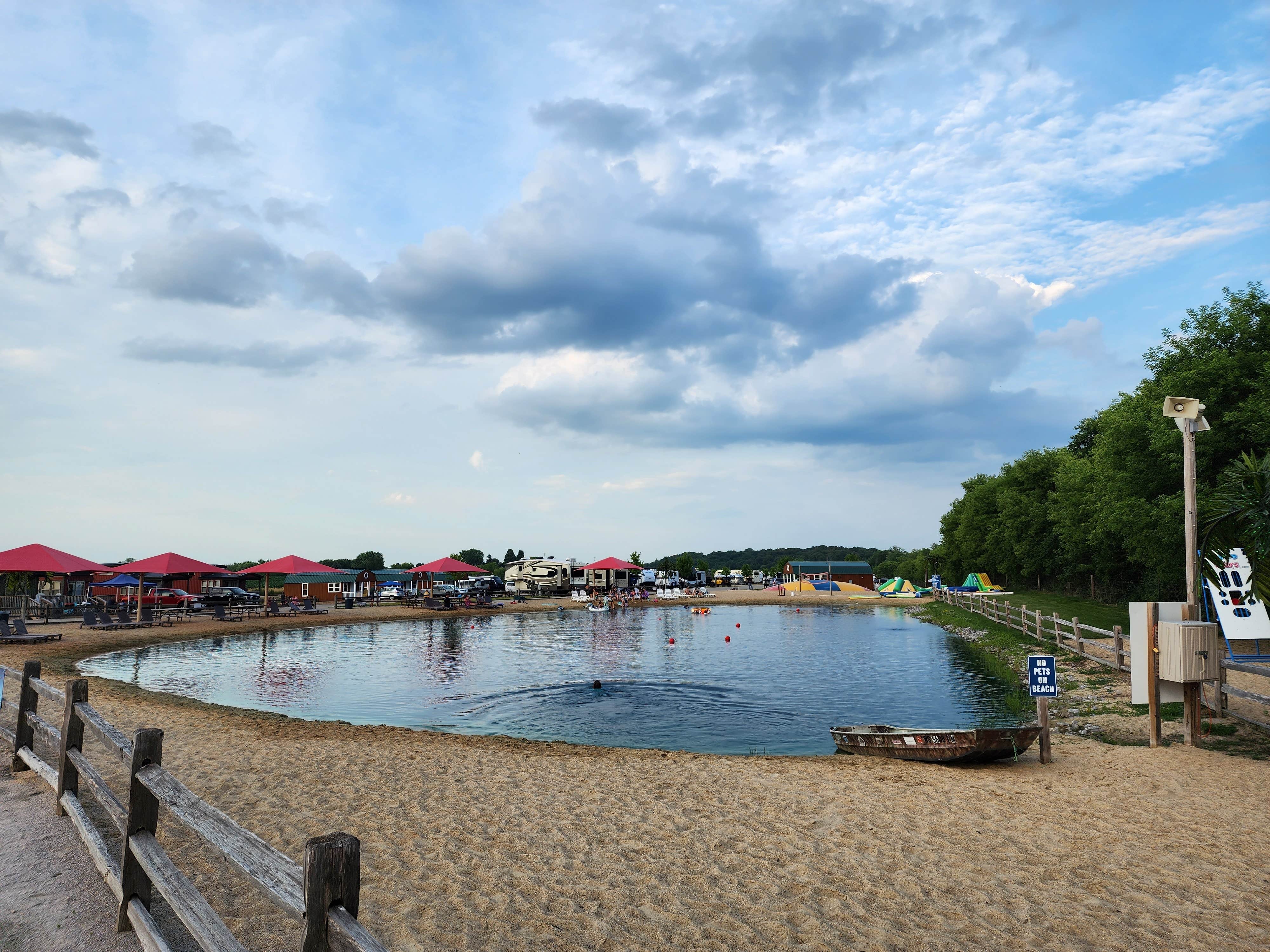Camping near William G. Lunney Lake Farm Campground (Dane County Park): Whistlestop Campground, Marshall, Wisconsin