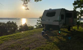 Camping near Grand Country Lakeside RV Park: Pine Island RV Resort, Butler, Oklahoma