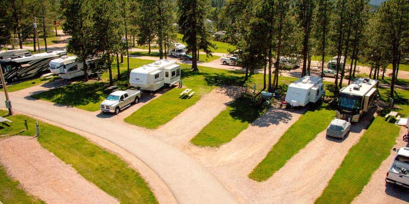 Camper submitted image from Rushmore Shadows Resort