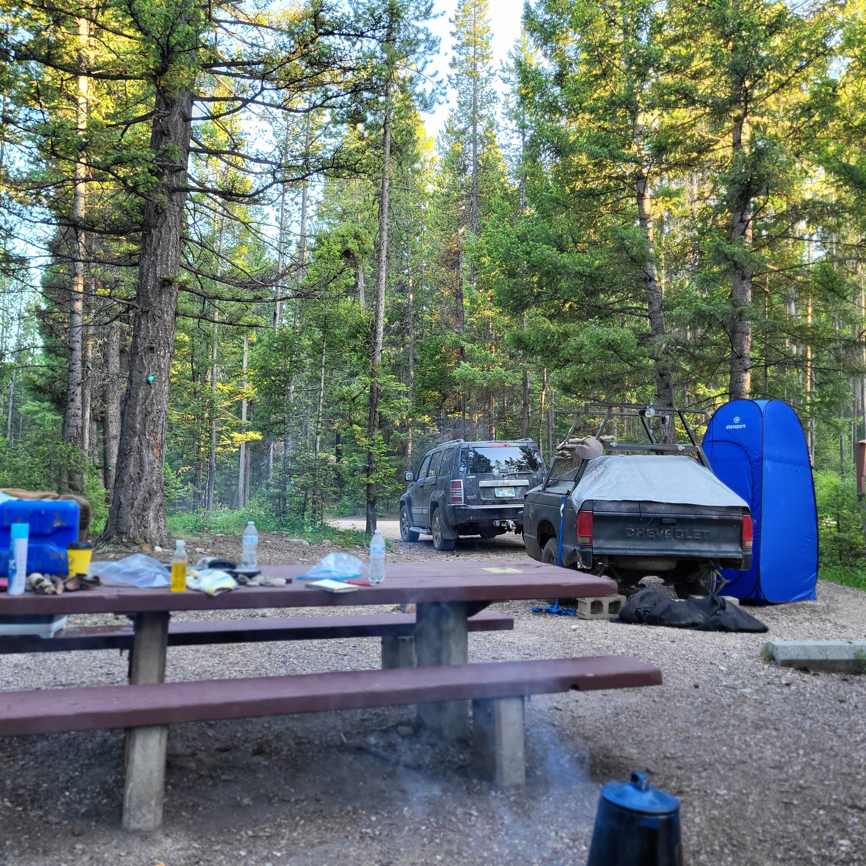 Idaho Spillway Campground: Where Mountain Views Meet Water Fun