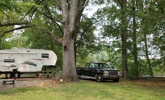 Camping near Gatlin Point: Paris Landing State Park Campground, Buchanan, Tennessee