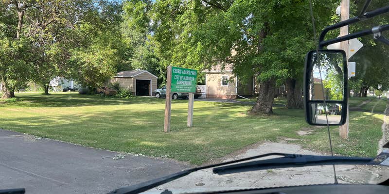 Camper submitted image from Magnolia City Campground