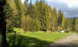 Camping near Three Hills: Celtic Elk Campground, Randle, Washington