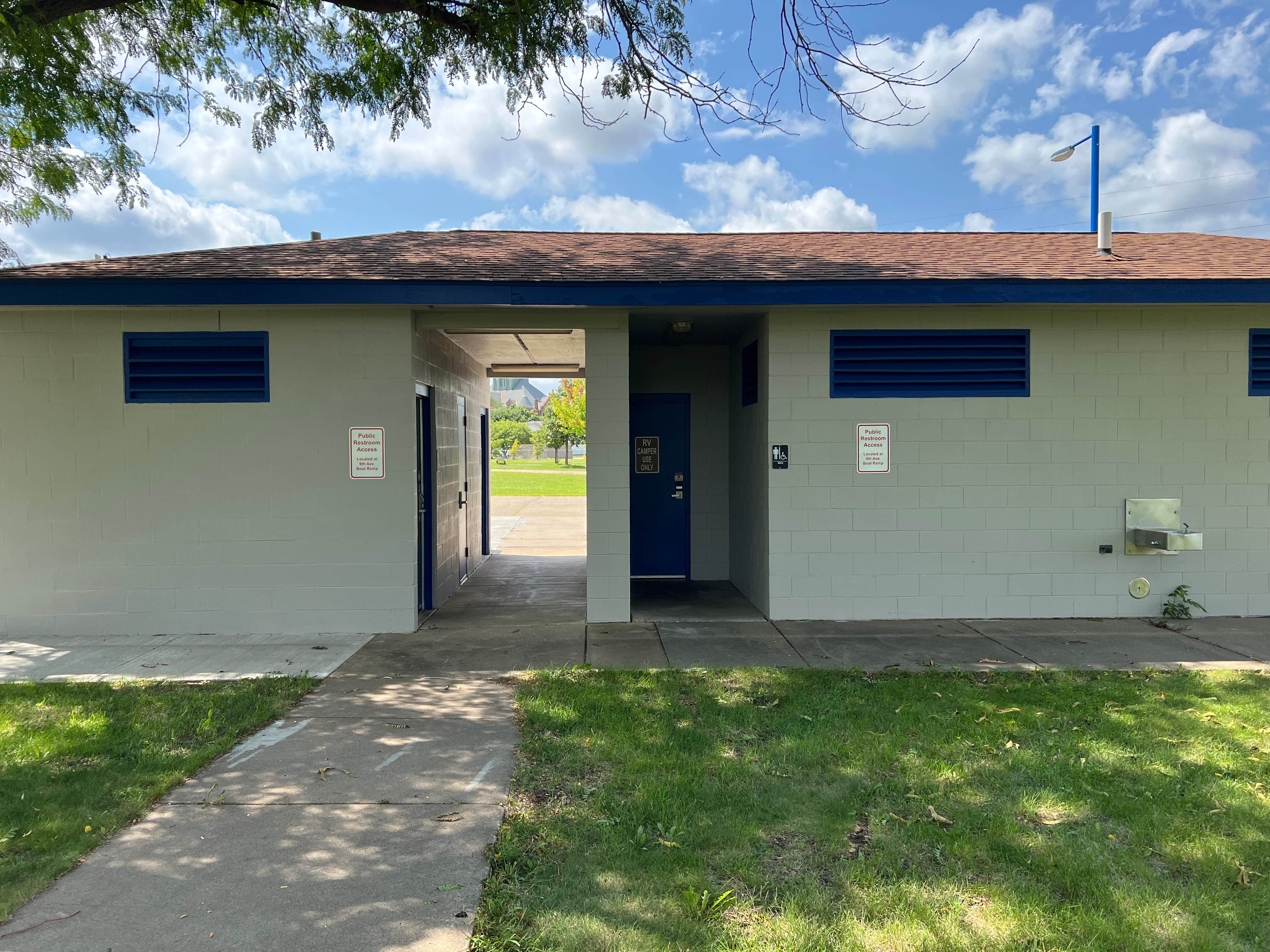 Camper-submitted photo at Riverview City Park near Fulton, IL
