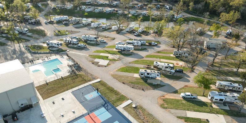 Camper submitted image from Blue Sky Cedar Creek RV Park