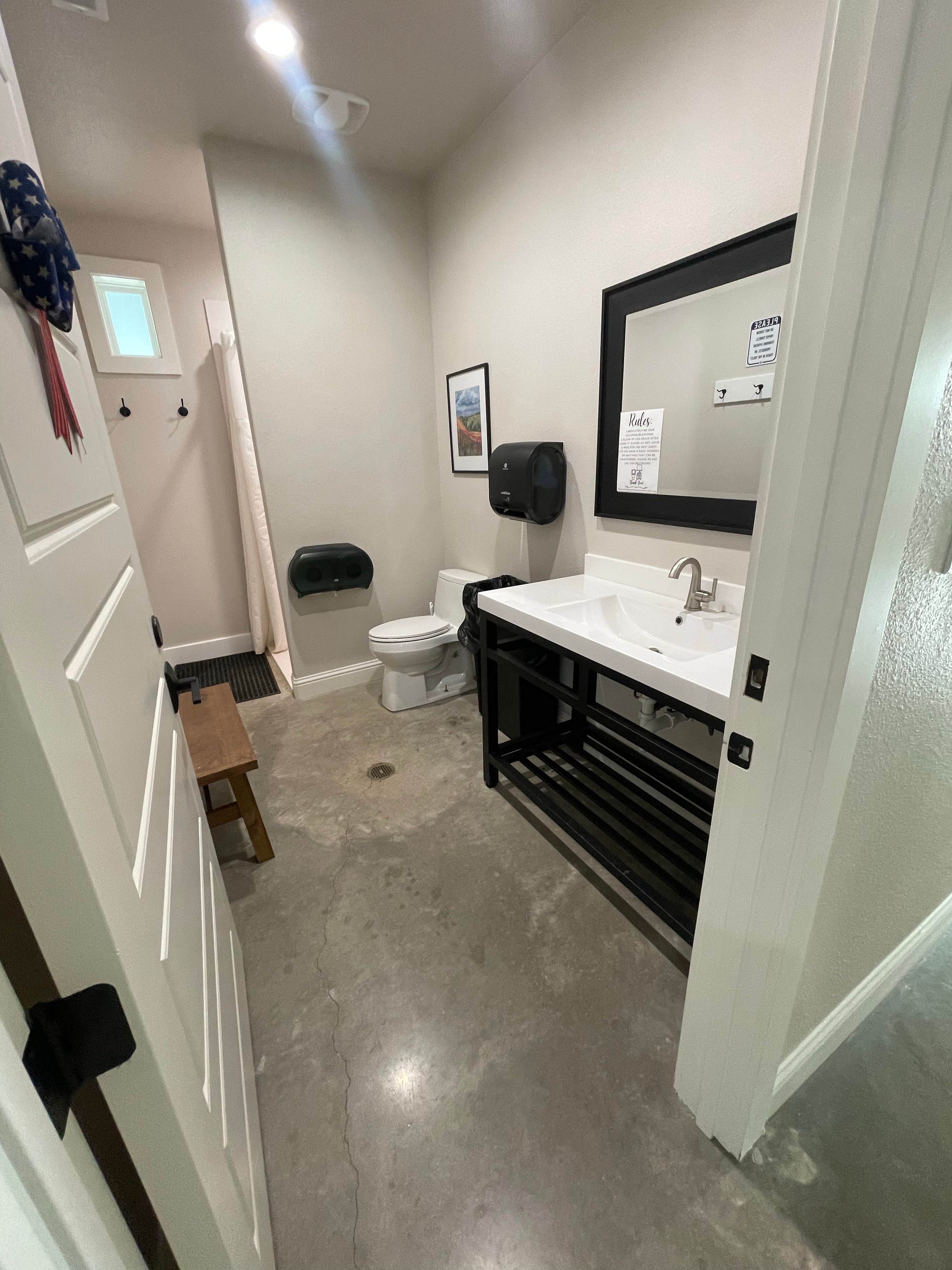 Lake Point RV Resort | Valley View, TX