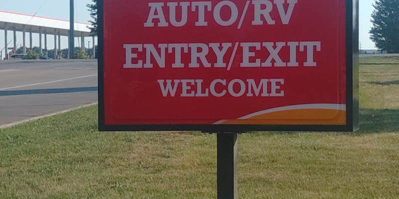 Camper submitted image from Flying J Travel Center — Davenport
