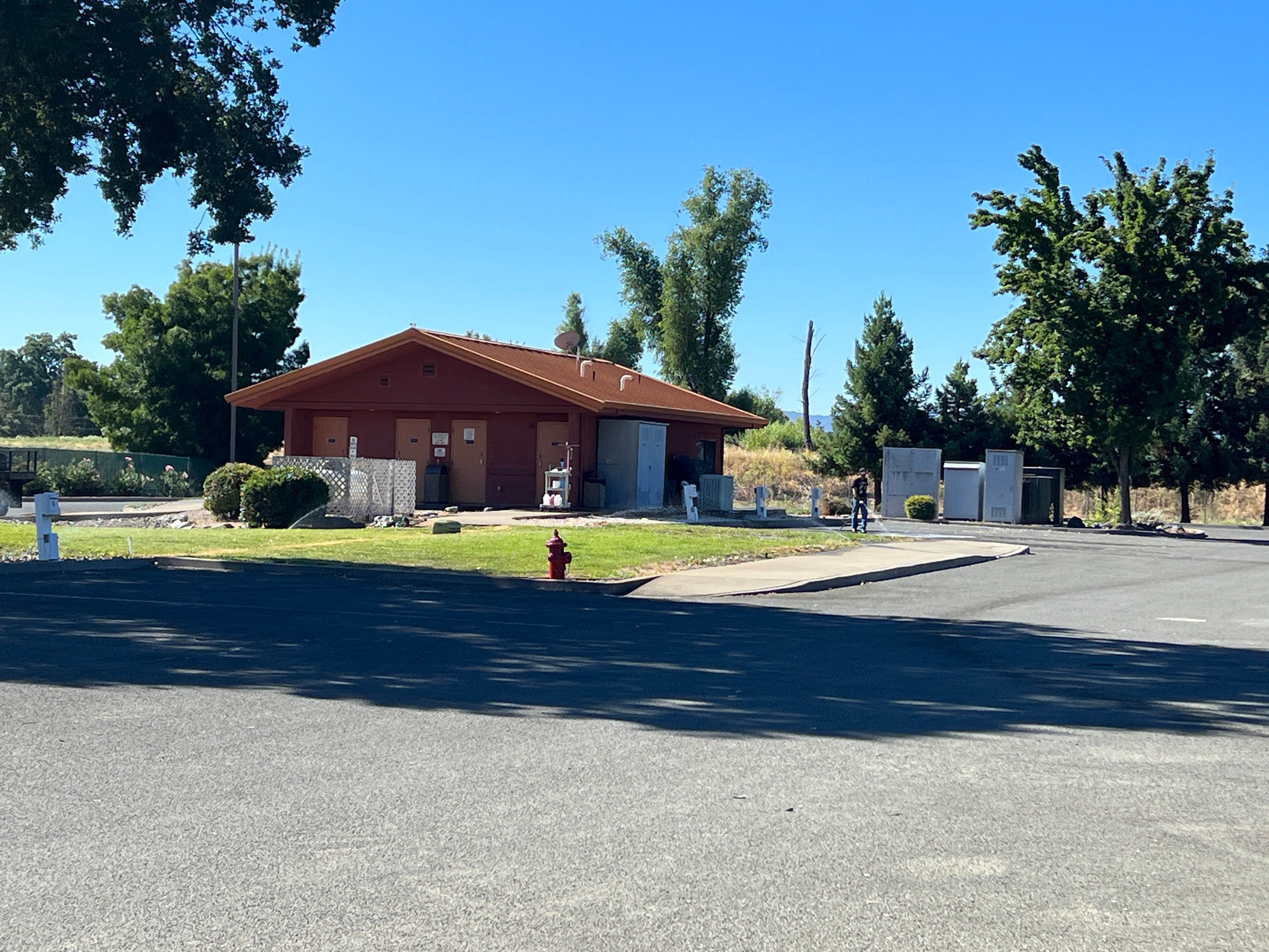 Camping near Kelsey Creek Campground — Clear Lake State Park: Konocti Vista RV Park, Lakeport, California