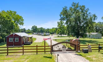 Camping near The Fabulous Bok Vegas Texas - Interactive Petting Zoo, Cabins, RV Park and Campground: The Old Homeplace RV Village, Flint, Texas