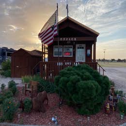 Campground Finder: Silver Wind RV Park and Cabins
