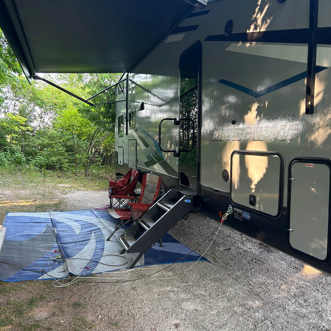 BayRidge RV Park | Garden, Michigan