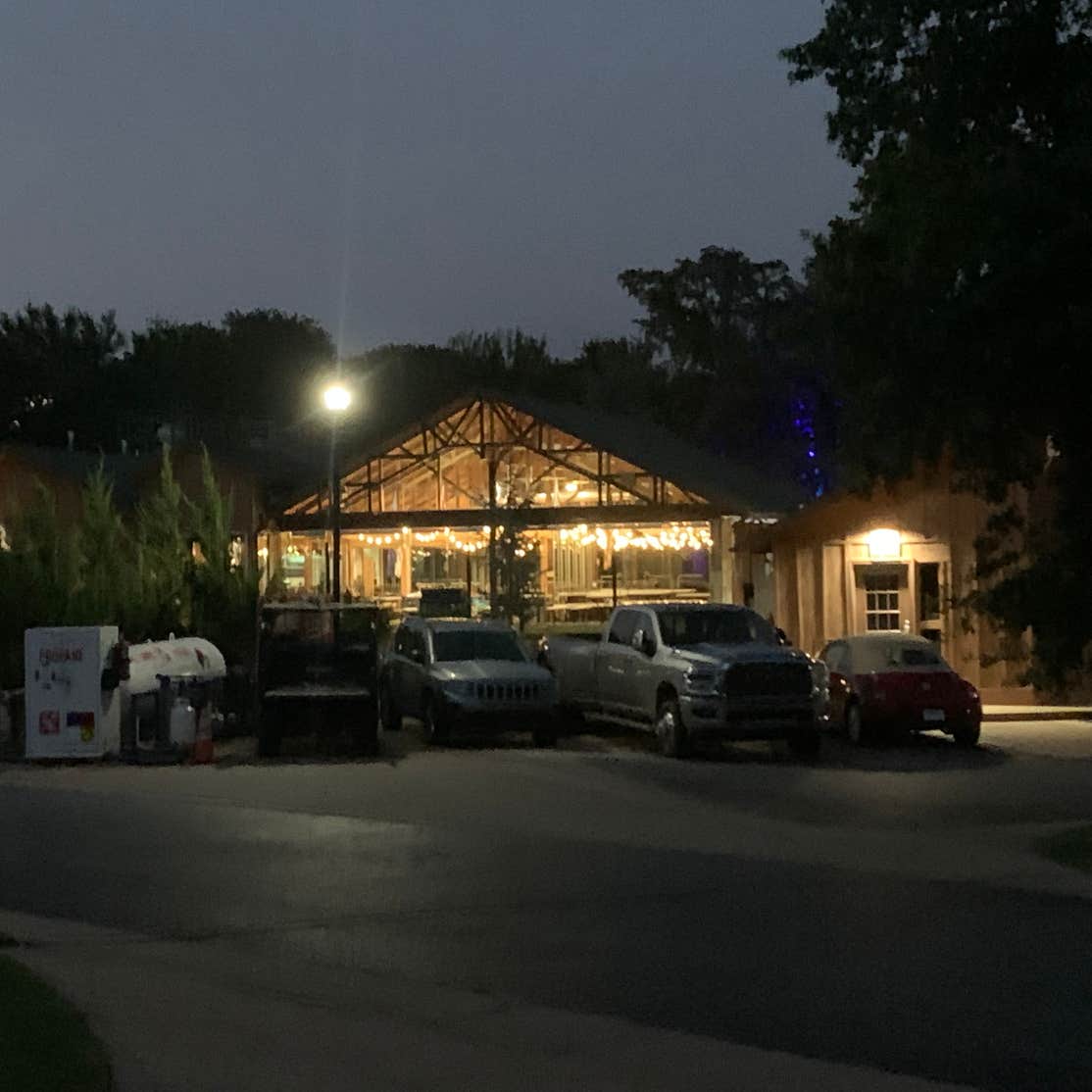 Twin Fountains RV Park Oklahoma City, OK