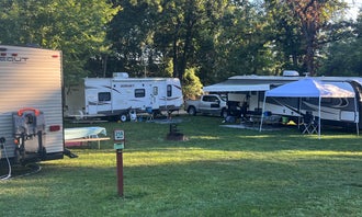 Camping near Worthington Sportsman's Club - Members Only: Turtle Creek County Park, Delhi, Iowa