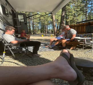 Camper-submitted photo from Movin' West RV Park