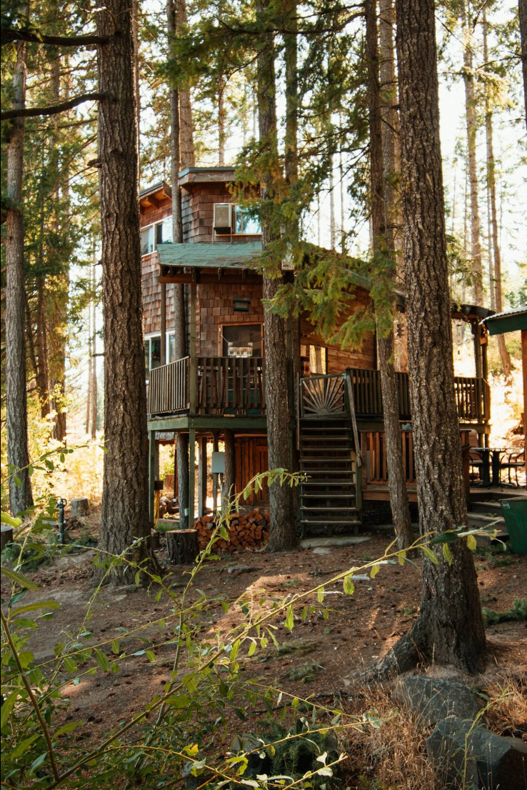 Camper-submitted photo at Tree House Tranquil A Tree - Romantic Escape near Wishram, WA