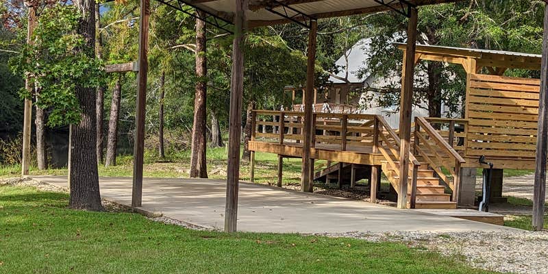 Camper submitted image from Riverbend RV Spot