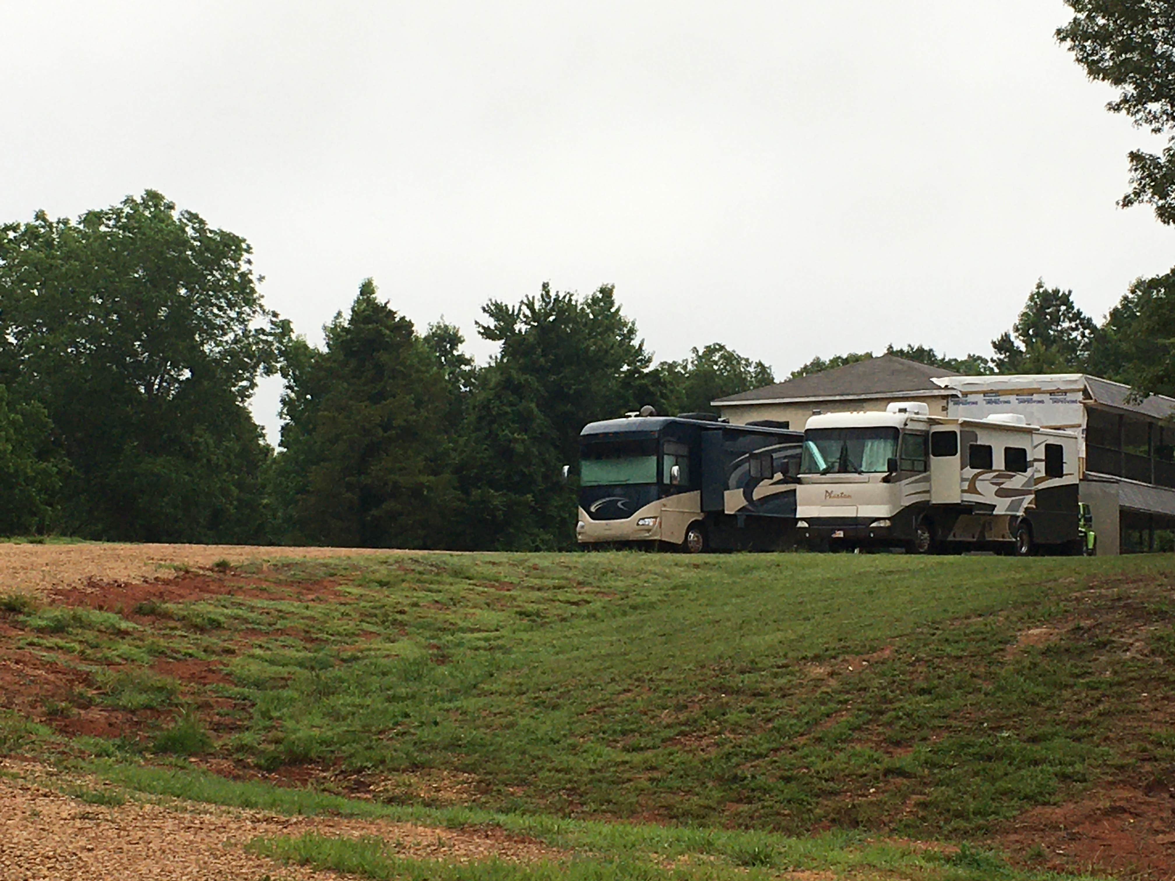 Camper submitted image from Mississippi Art & wine gallery - 1