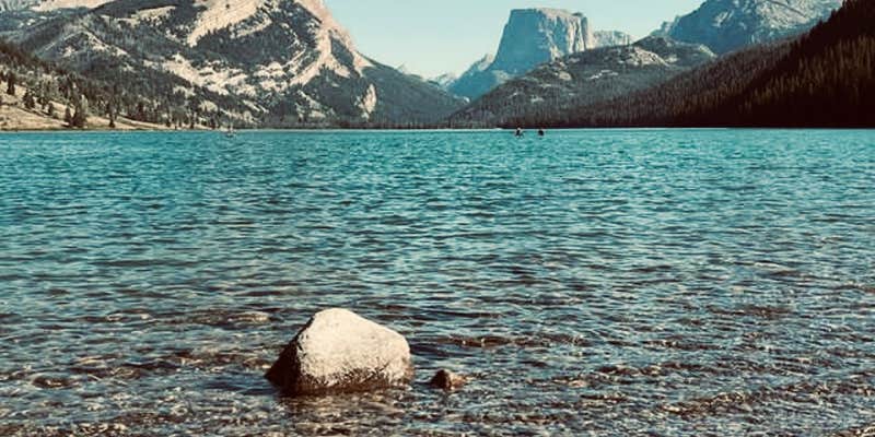 Camper submitted image from Green River Lakes Road