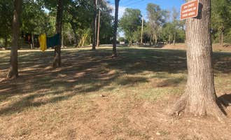 Camping near Coon Creek Cove: Lake Ponca Campgrounds, Ponca City, Oklahoma