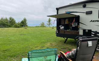 B M.'s photo at Four Mile Creek State Park Campground near Lockport, NY