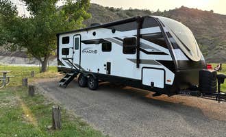 Camping near Glendive Short Pines OHV Area: Makoshika State Park Campground, Glendive, Montana