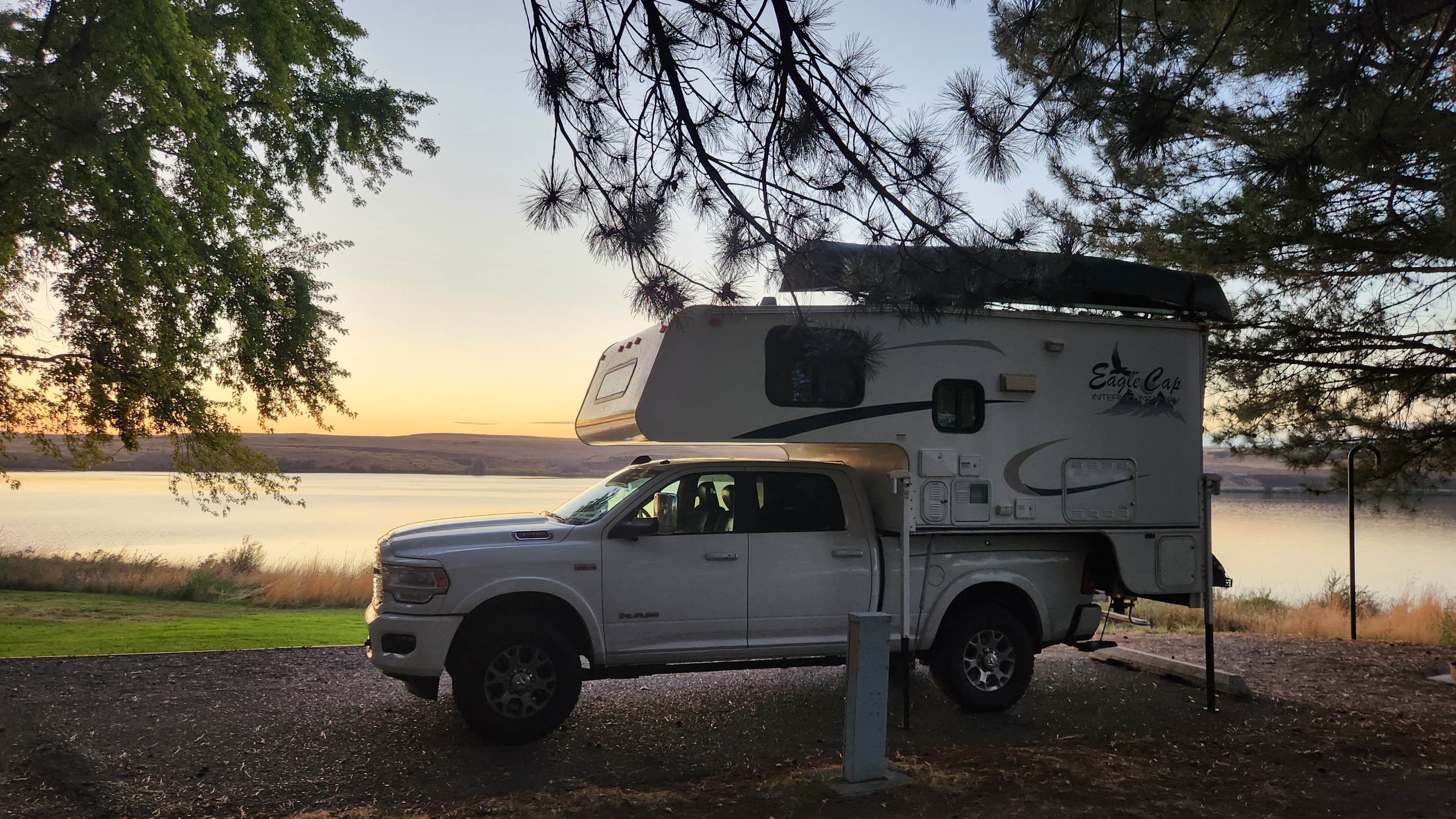 Camper submitted image from COE Lake Sacajawea Charbonneau Park - 4