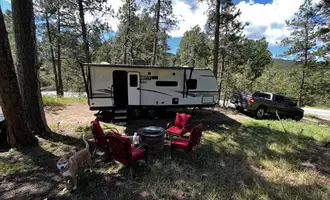 Camping near Indian Paintbrush Campground—Bear Creek Lake Park: RV Site Near Red Rocks in Morrison, Indian Hills, Colorado