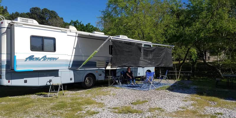 Camper submitted image from Youngs Lakeshore RV Resort