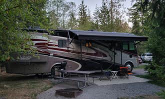 Camping near Majestic Mobile Manor & RV Park: Alder Lake Campground , La Grande, Washington