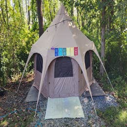 Campground Finder: Rolling Hills Retreats