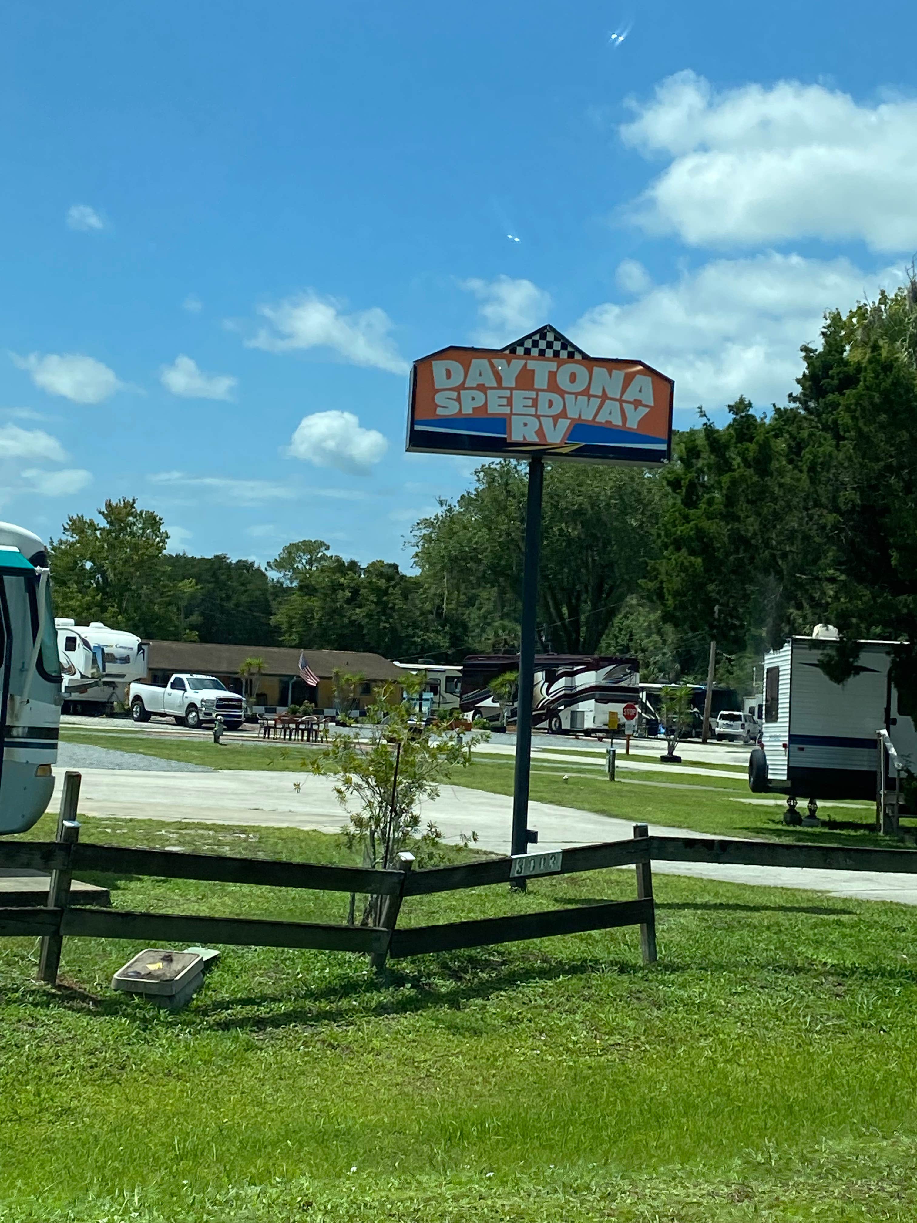 Daytona Speedway RV | Daytona Beach, Florida, image size:3024x4032