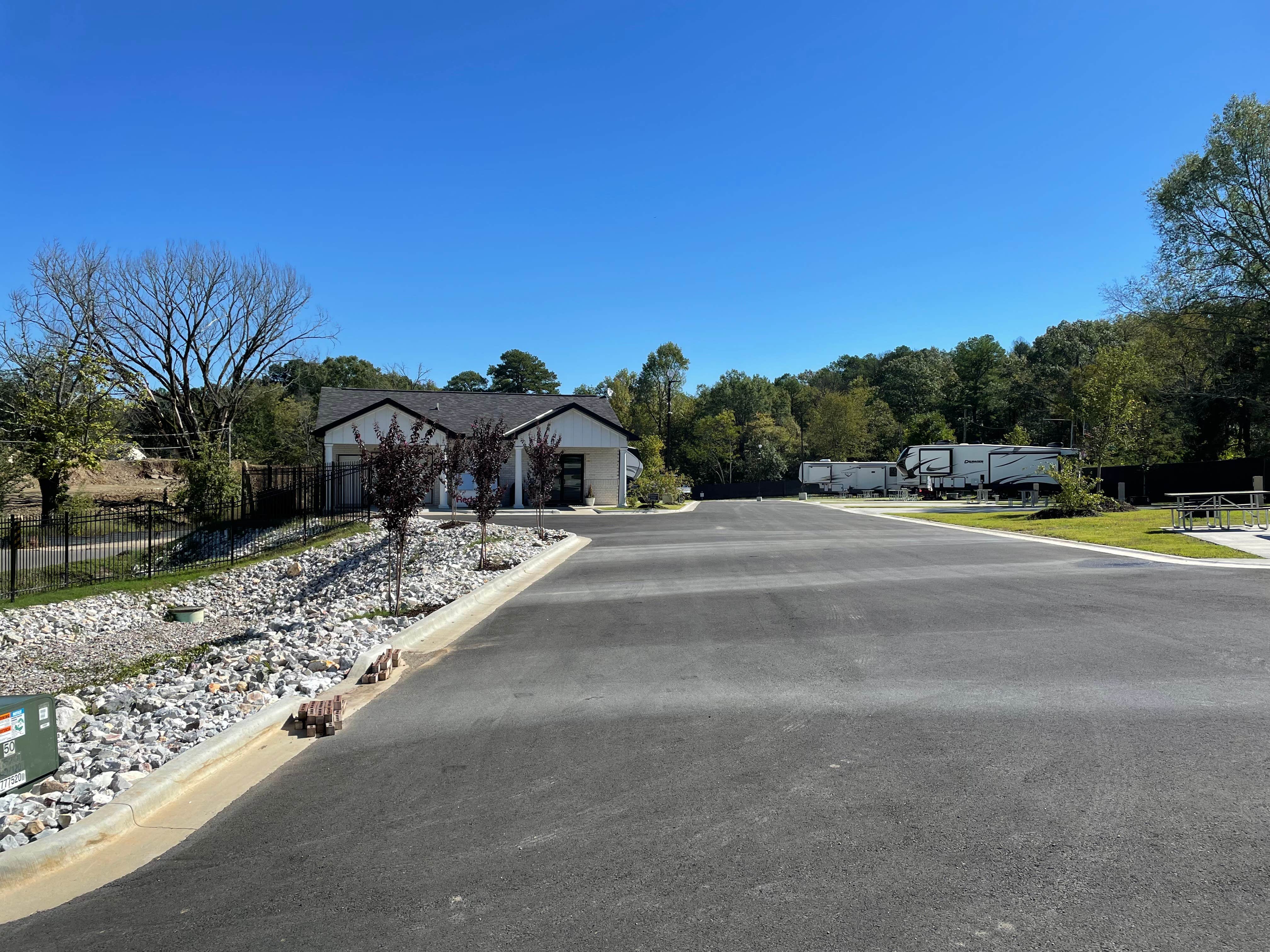 Camper submitted image from Hot Springs Arkansas Finish Line RV Park - 3