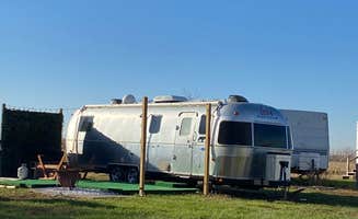 Stuart K.'s photo of rv camping at Cougar Campground near Oglesby, IL