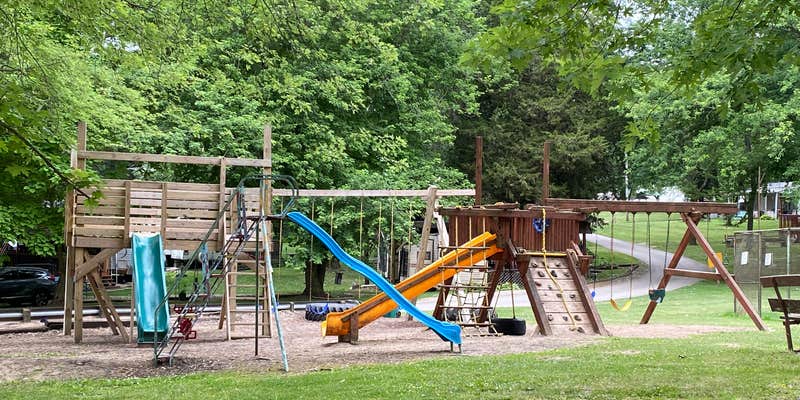 Camper submitted image from Rolling Oaks Campground