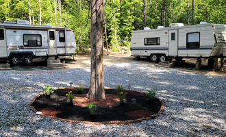 Camping near Bear Creek Lake State Park Campground: Daybreak Glamp Camp, Amelia Court House, Virginia