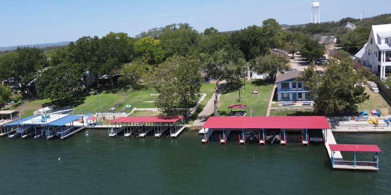 Camper submitted image from Valentine Lakeside