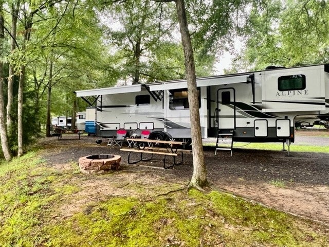 Camper submitted image from Wendy Oaks RV Resort - 1