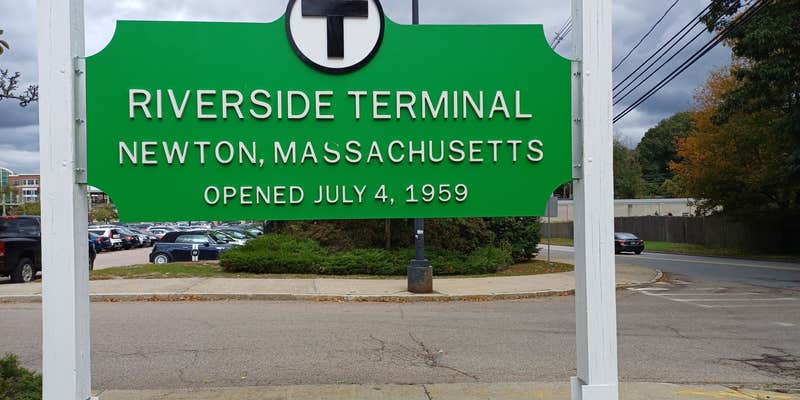 Camper submitted image from Riverside Terminal Overnight Parking