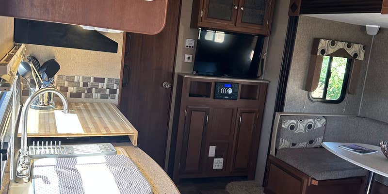 Camper submitted image from Desert Get Away with Concerige