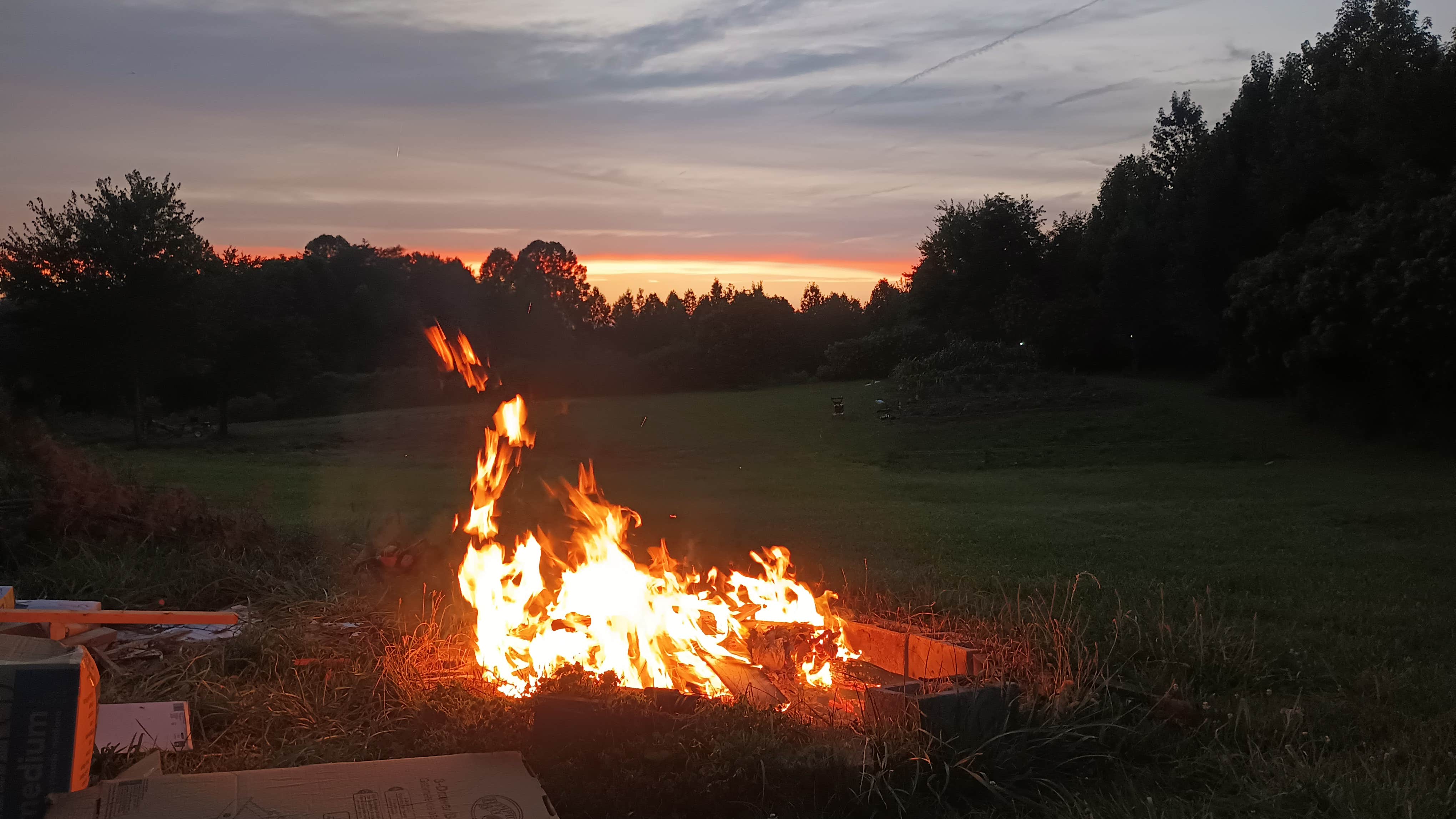 Camping near Fall Creek Falls State Park Campground: Howland's Hidout, Pikeville, Tennessee