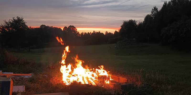 Camper submitted image from Howland's Hidout